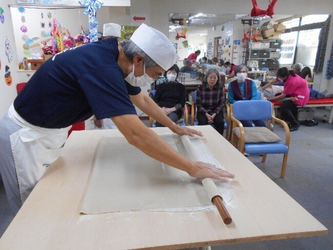 らいふてらす恵庭中島　そば打ち展示およびそば提供