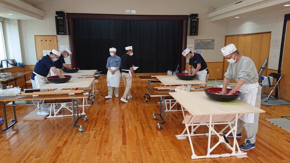 恵庭手打ちそばの会　6月の活動（いくみ会館にて）