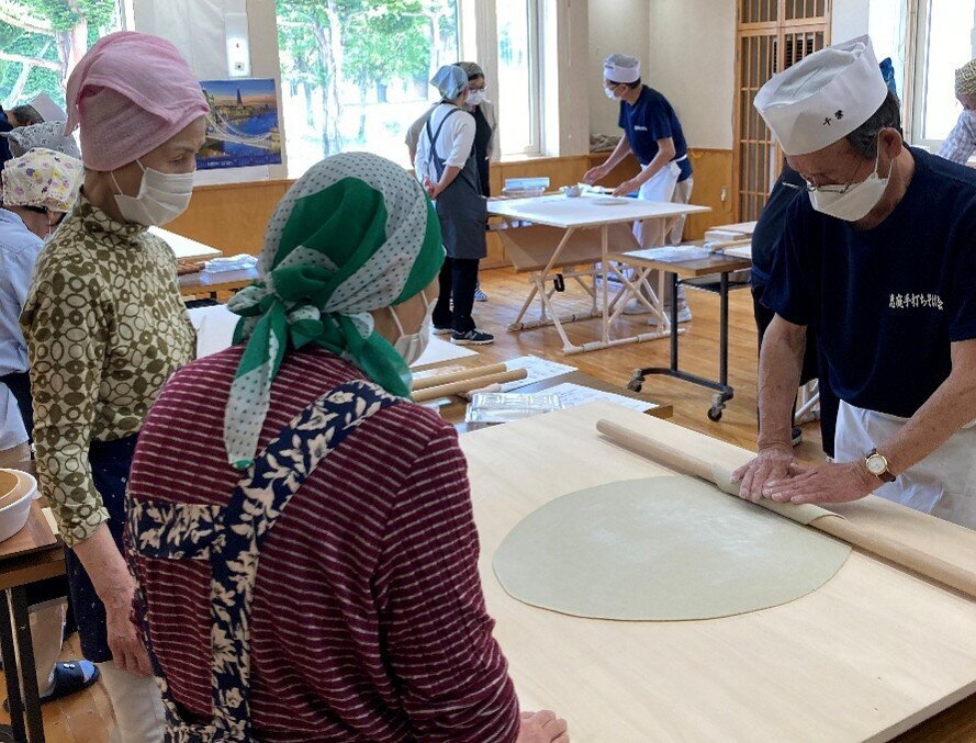 恵庭手打ちそばの会　6月の活動（いくみ会館にて）