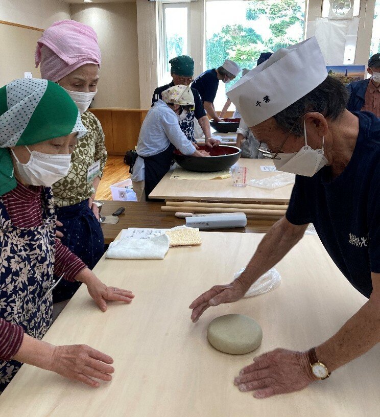 恵庭手打ちそばの会　6月の活動（いくみ会館にて）